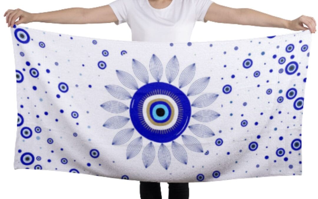 Toalha Praia Olho Grego Branca Estampada – Leve Secagem Rápida
