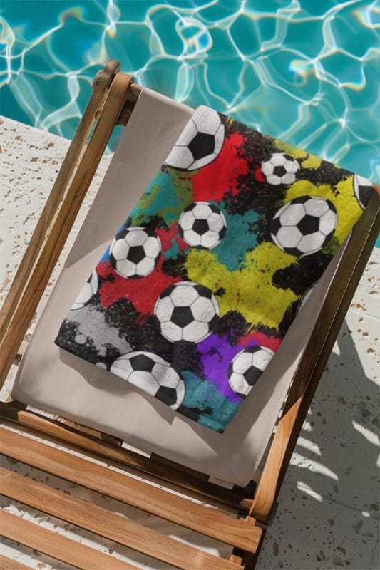 Toalha Praia Bola Futebol Infantil Estampada Leve Secagem Rápida - Imagem 2
